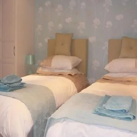 Sophie's Bed and breakfast 3*